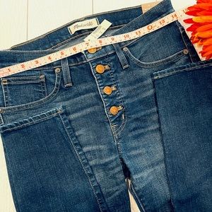 NWT Madewell 9” High-Rise Front Button Skinny Jean
